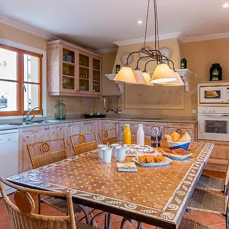 Townhouse With Pool And Mountain Views, Just 5 Min Дом отдыха Польенса
