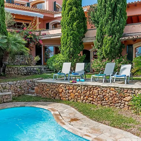 Townhouse With Pool And Mountain Views, Just 5 Min Дом отдыха