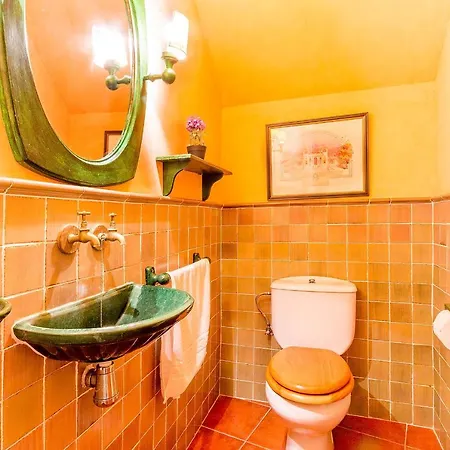 Townhouse With Pool And Mountain Views, Just 5 Min Дом отдыха
